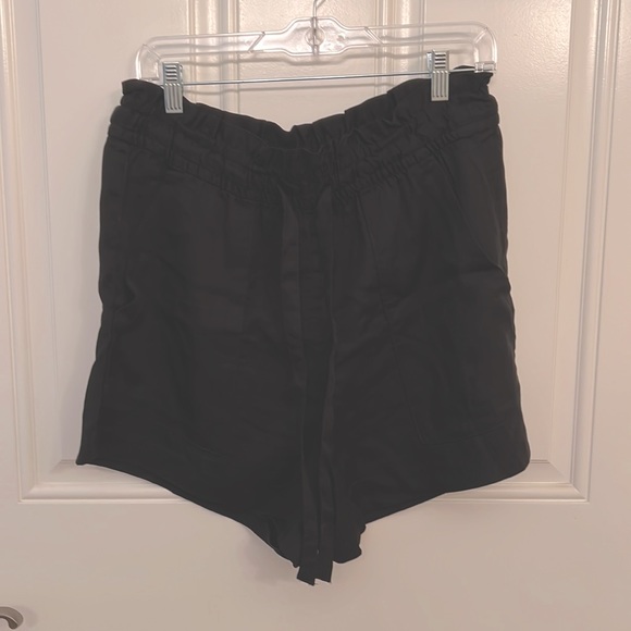 H&M Pants - H&M drawstring shorts